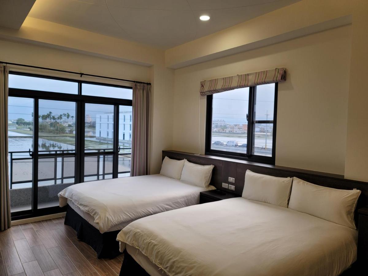 渡小夜電梯民宿 Yilannight B&B Wujie Exterior photo